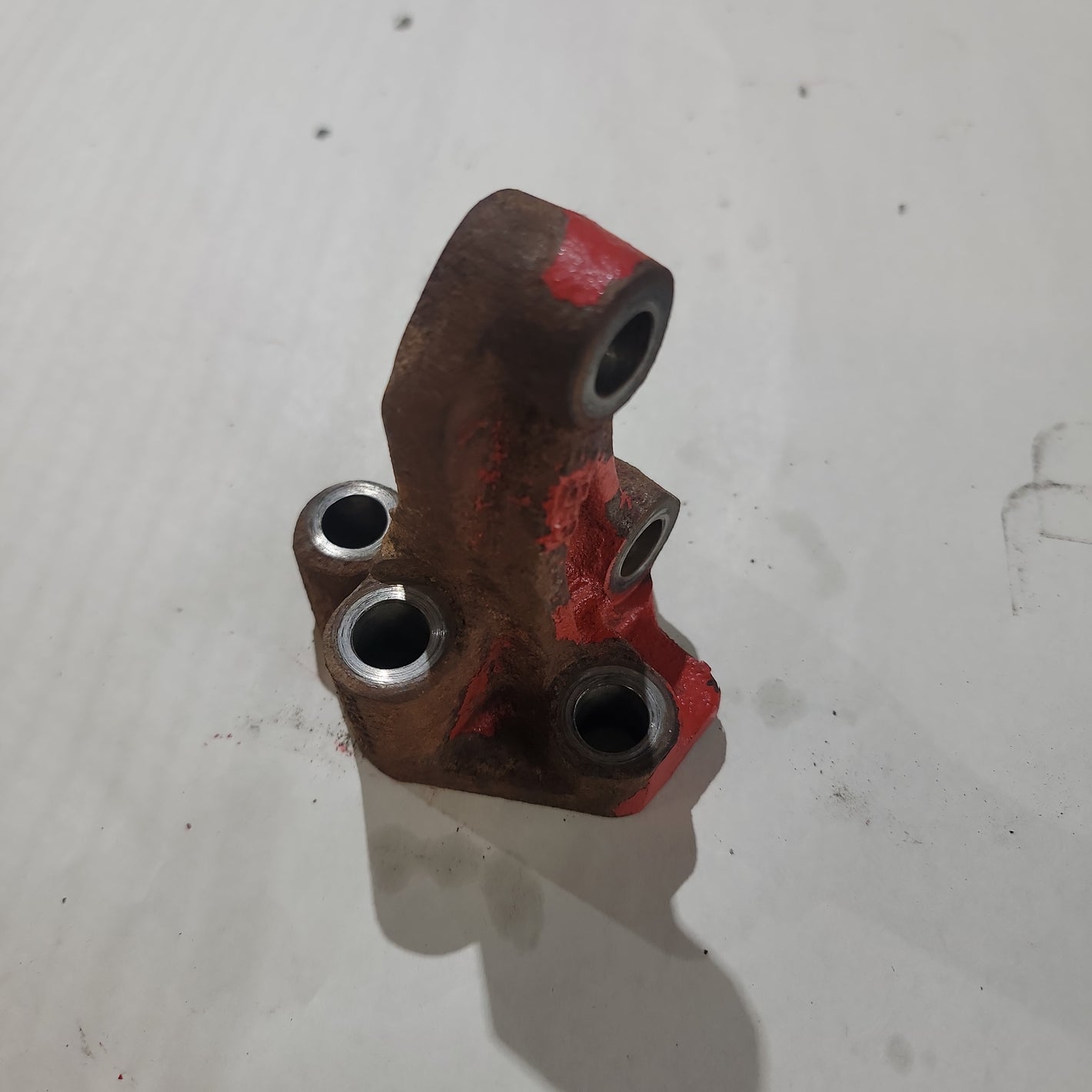 Cummins 3686876 Fuel Pump Support | Used | for ISX15 Engines │ Cummins 