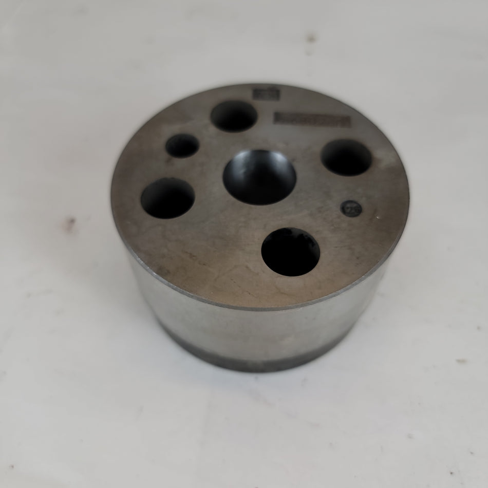 Cummins 3680260 Idler Shaft Gear Hub | Used | for ISX15 Engines │ Cummins 