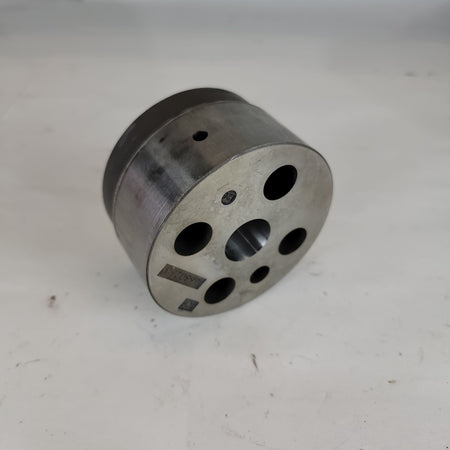 Cummins 3680260 Idler Shaft Gear Hub | Used | for ISX15 Engines │ Cummins 