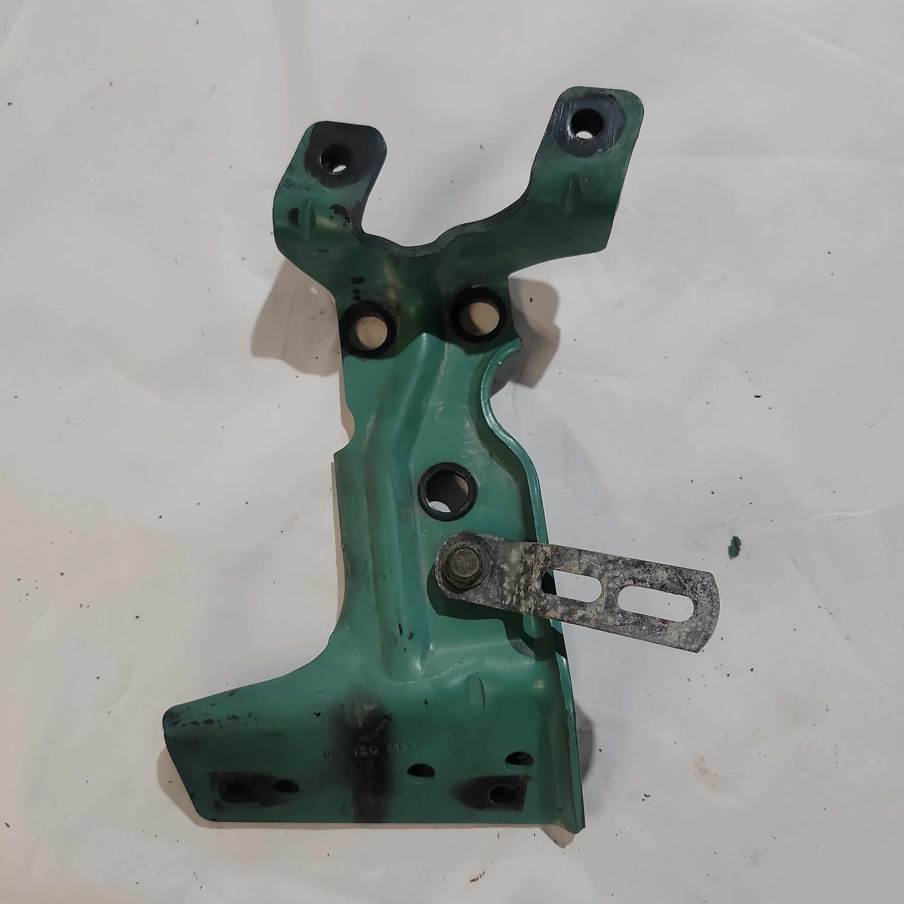 Volvo 22058541 Engine Bracket | D13 Used Genuine OEM