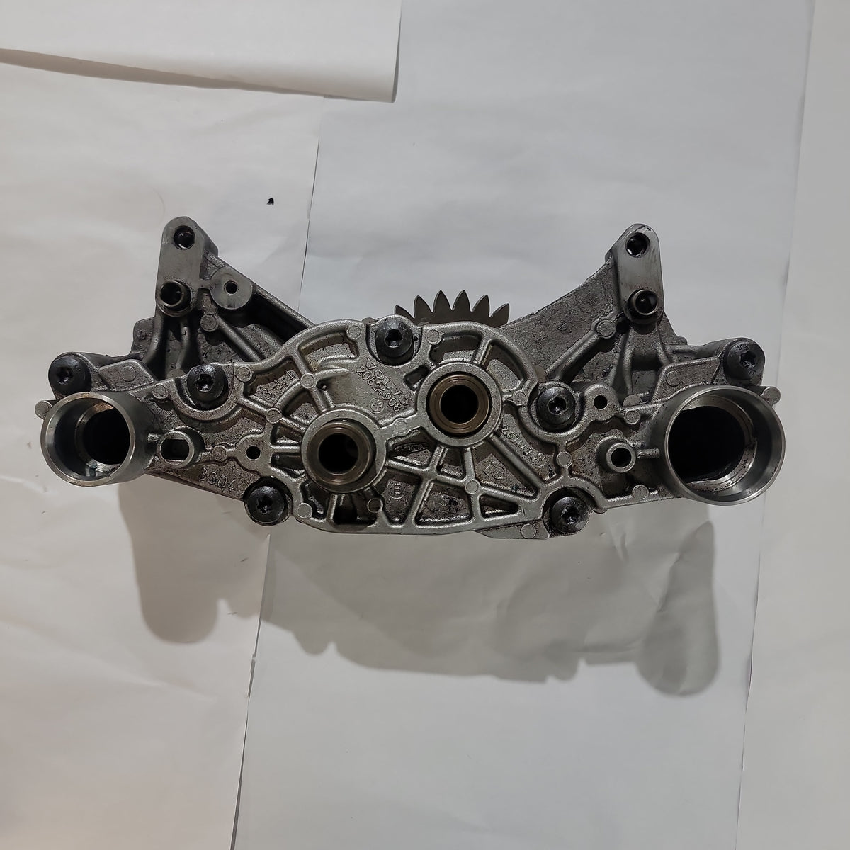 Volvo 21293523 Oil Pump for D13 Engines | Used │ Volvo 