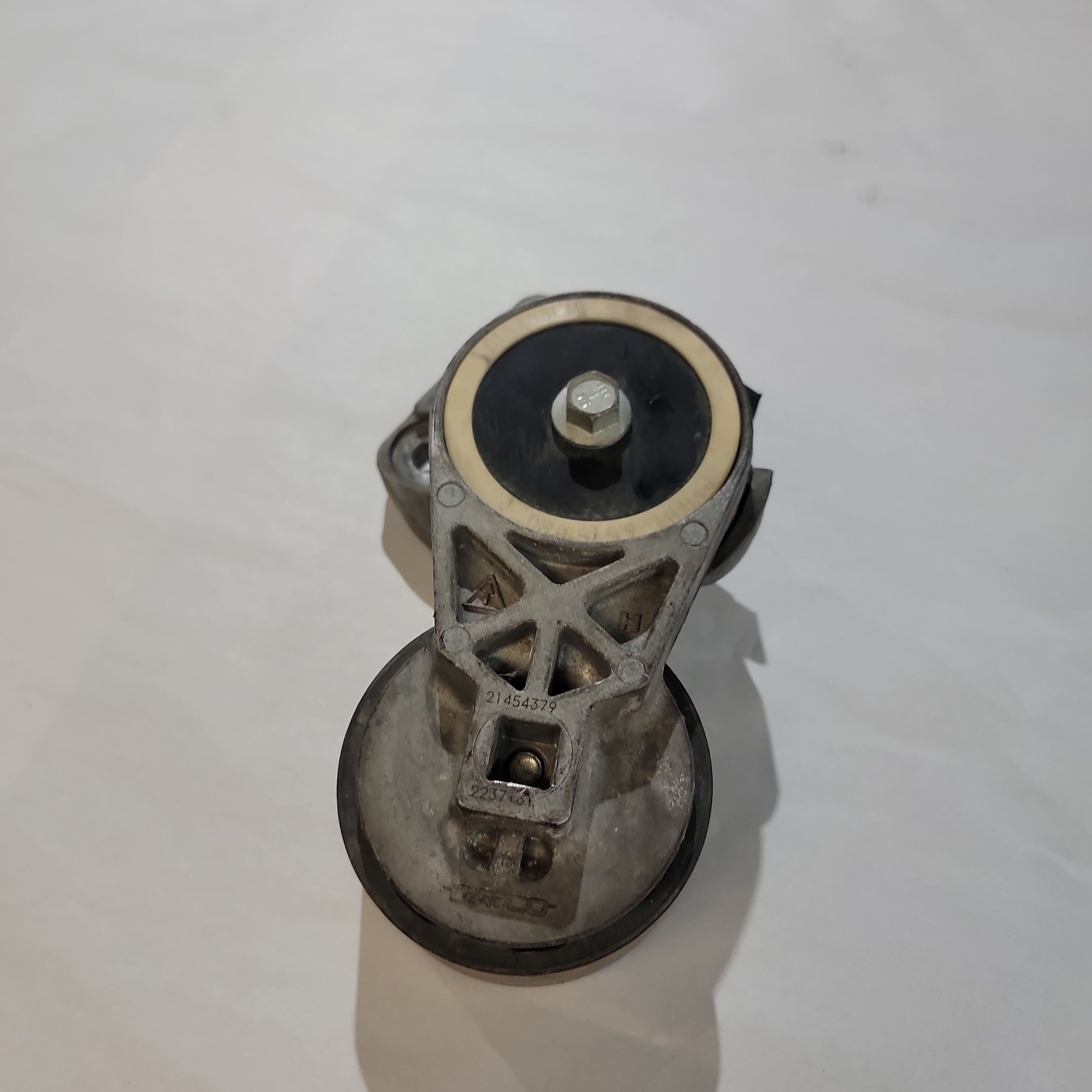 Volvo 21454379 D13 AC Belt Tensioner | Used │ Volvo 