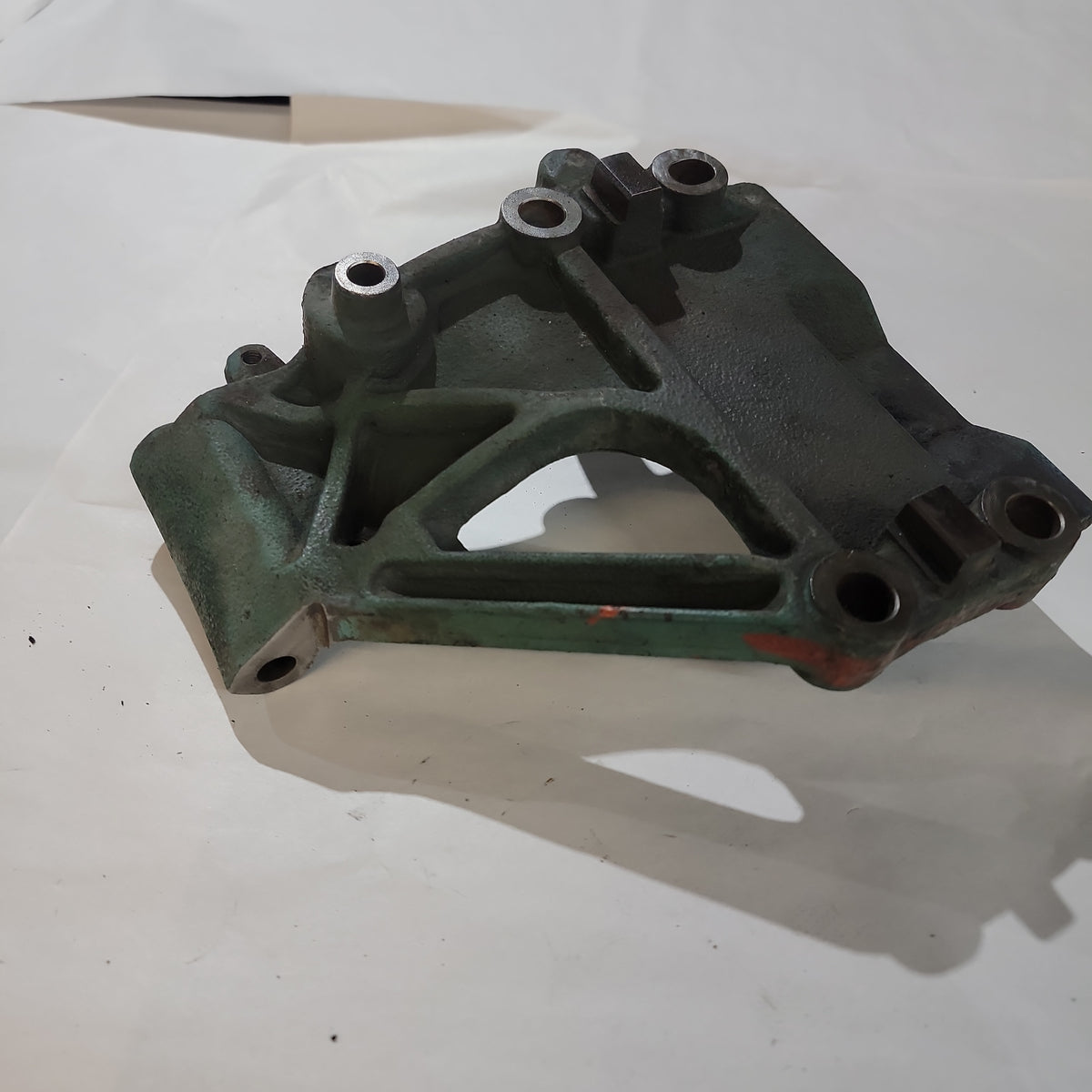 Volvo 21399466 Engine Mount for D13 | Used │ Volvo 