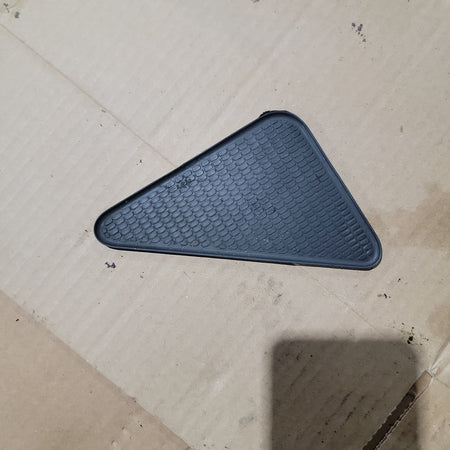 Volvo 20458420 Pad for Volvo VNL | Used │ Volvo 