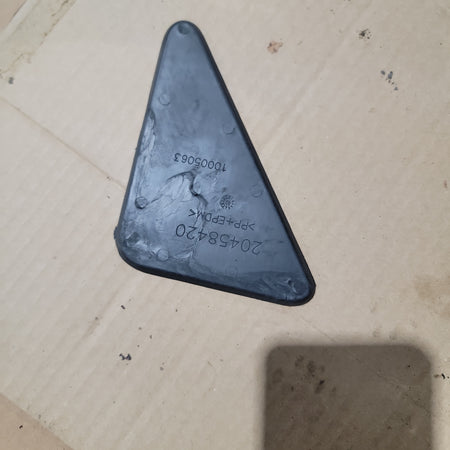 Volvo 20458420 Pad for Volvo VNL | Used │ Volvo 