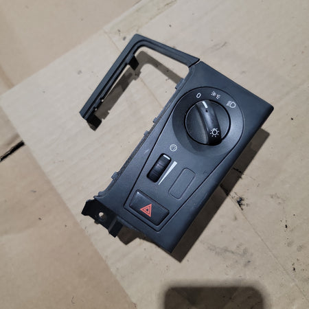 Volvo 3175581 Headlight Switch for Volvo VNL | Used │ Volvo 