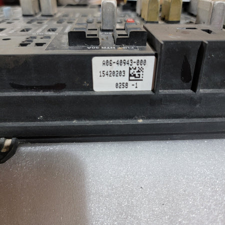 Freightliner A06-40943-000 Power Distribution Module │ Freightliner 