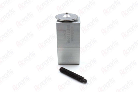MEI 1642 Block-Type A/C Expansion Valve – Freightliner M2 106/112 (2001025)