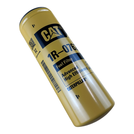Caterpillar 1R0762 fuel filter on a white background