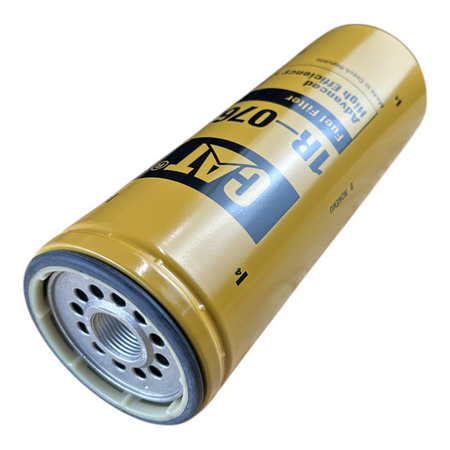 Caterpillar 1R0762 fuel filter on a white background