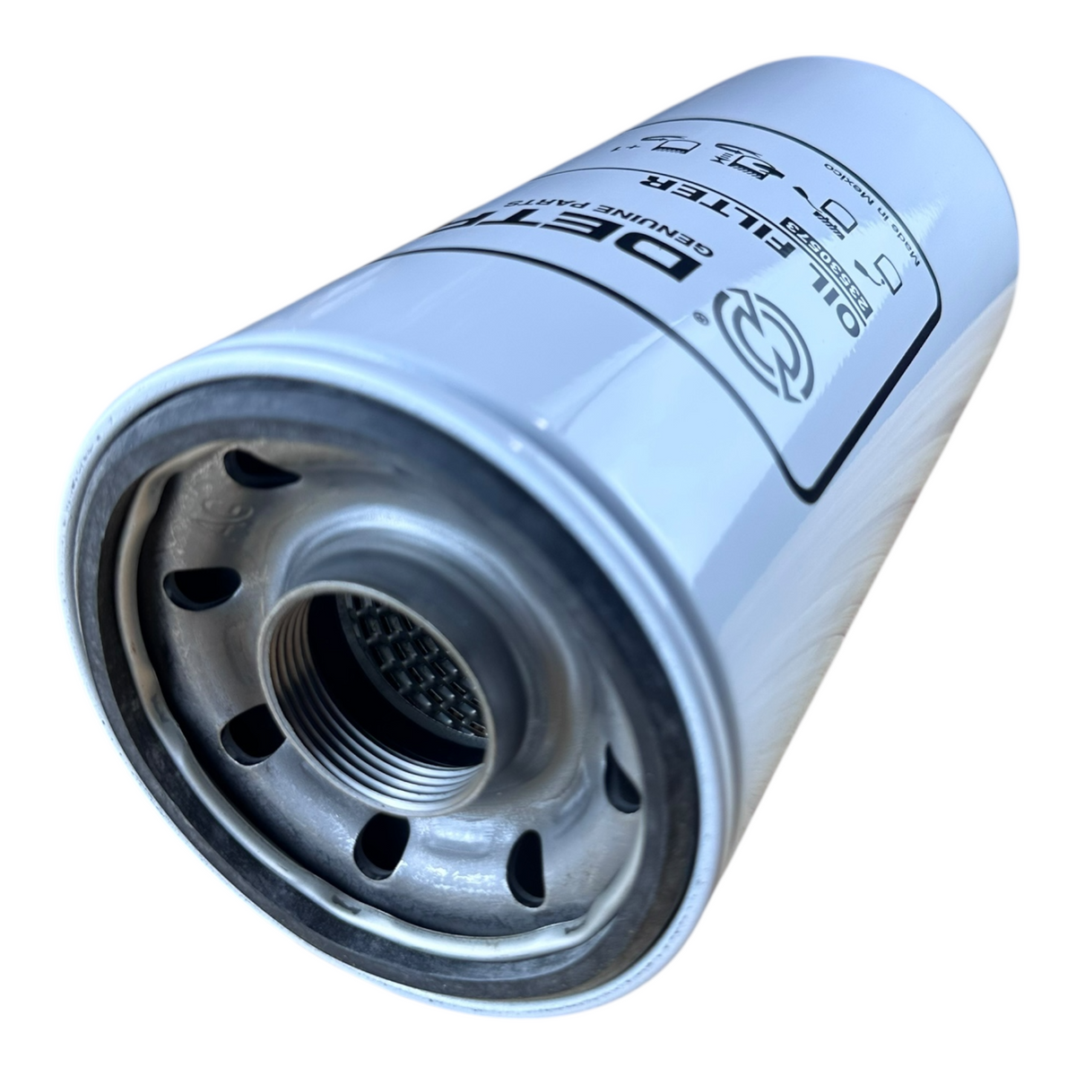 Detroit 23530573 Oil Filter on white background
