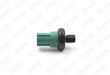 Freightliner 06-35209-000 Binary Pressure Switch – Green NC M10
