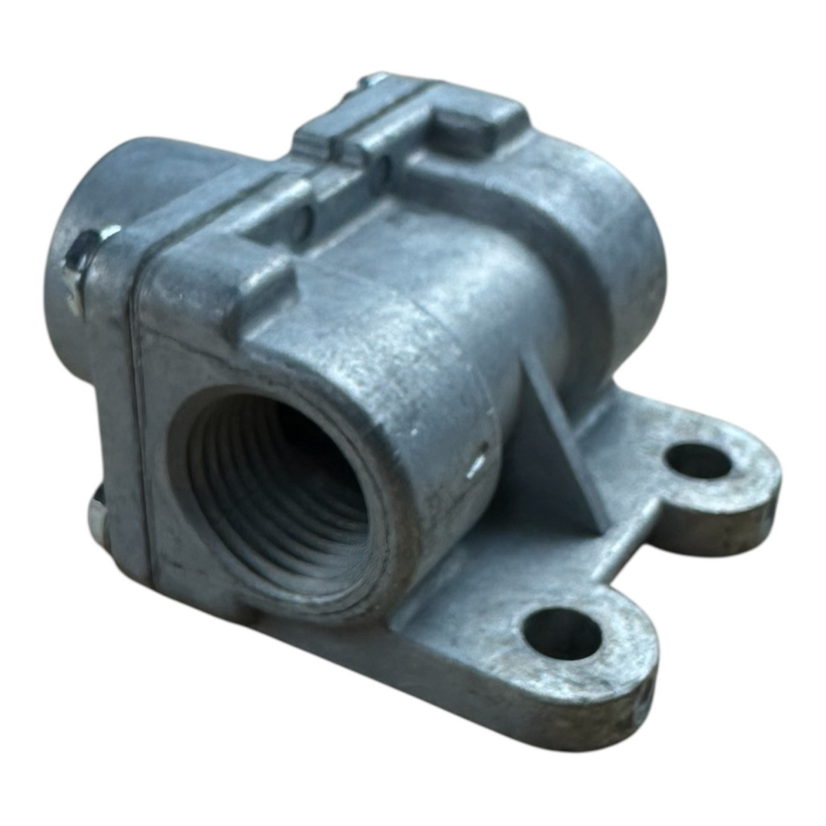 Automann 572.1035 Fuel Return Flow Splitter Tee │ Replaces Paccar 2252-2D │ Automann 